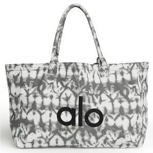 alo Shopper Tote